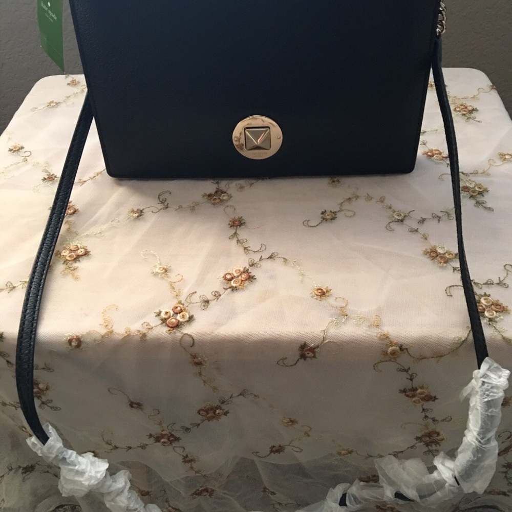 NWT Kate Spade Black small crossbody bag. 👜🛍 - Picture 5 of 8